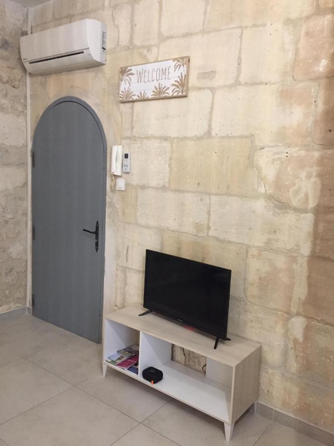 Studio Climatise, La Cloison Arles Exteriör bild